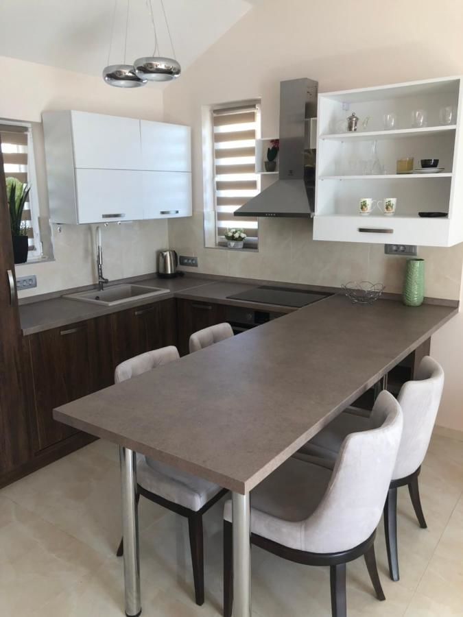 Апарт-отели Villa Travertino Тиват