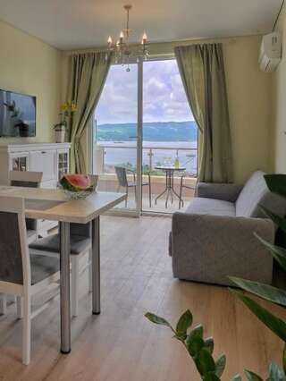 Апарт-отели Villa Travertino Тиват Люкс с террасой-7