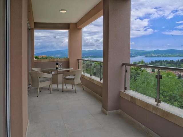 Апарт-отели Villa Travertino Тиват-21